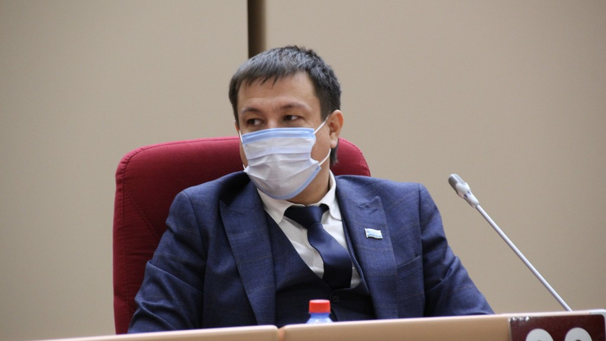 Замечательный бюджет Саратова с полумиллиардным дефицитом одобрен депутатами