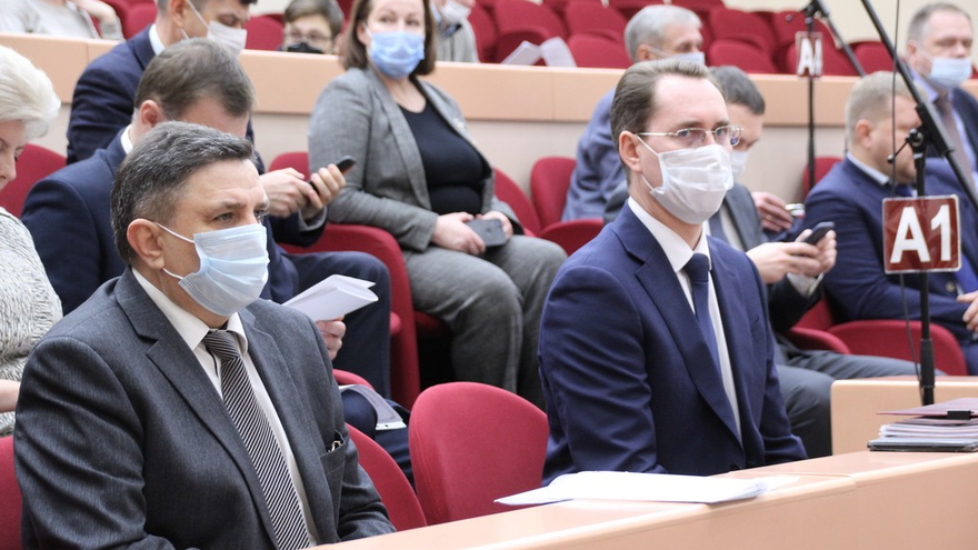 Замечательный бюджет Саратова с полумиллиардным дефицитом одобрен депутатами