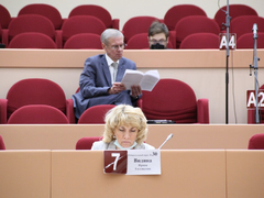 Замечательный бюджет Саратова с полумиллиардным дефицитом одобрен депутатами