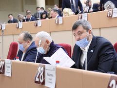 Замечательный бюджет Саратова с полумиллиардным дефицитом одобрен депутатами