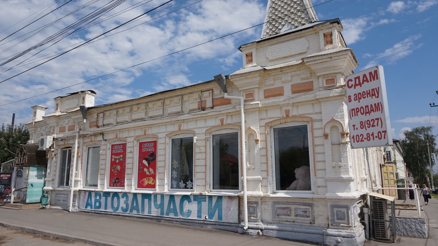 Мост, церковь, доходный дом и кондитерская претендуют на статус исторических памятников