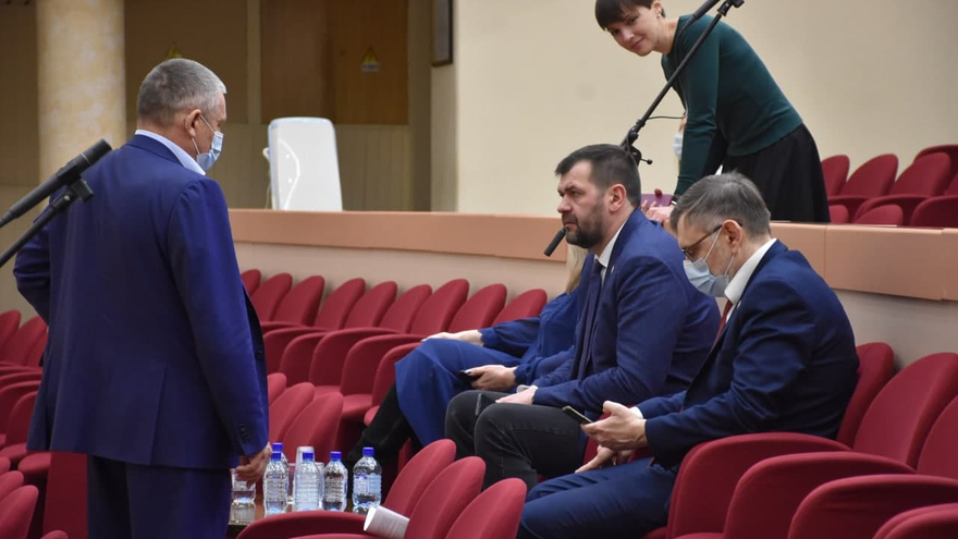 Нахлебались: губернатор Валерий Радаев объяснил, зачем объединять СаратовГорЭлектроТранс и Энгельсэлектротранс