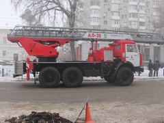 В центре Саратова горит школа