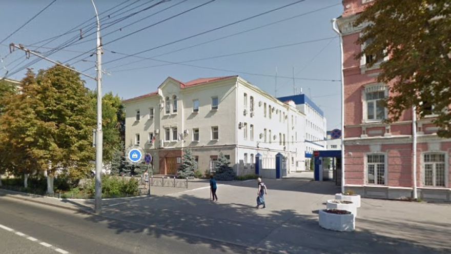 В Саратове заминировали управление ФСИН: из здания выводят сотрудников