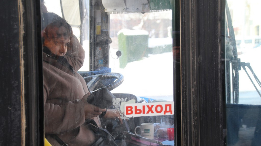 Саратовцы пожаловались губернатору Валерию Радаеву на холод в автобусах: чиновники не нашли подтверждения словам горожан