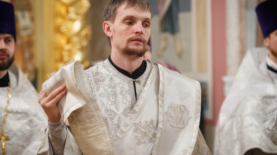 Это неправильно: саратовский митрополит Игнатий осудил прихожан, которые не стали причащаться