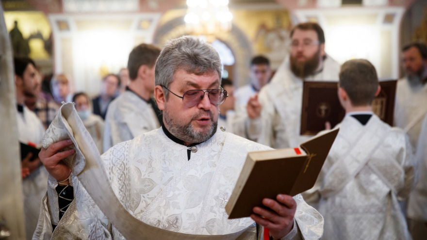 Это неправильно: саратовский митрополит Игнатий осудил прихожан, которые не стали причащаться