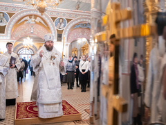 Это неправильно: саратовский митрополит Игнатий осудил прихожан, которые не стали причащаться
