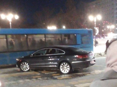 В центре Саратова на пешеходной зоне водитель сбил полицейского