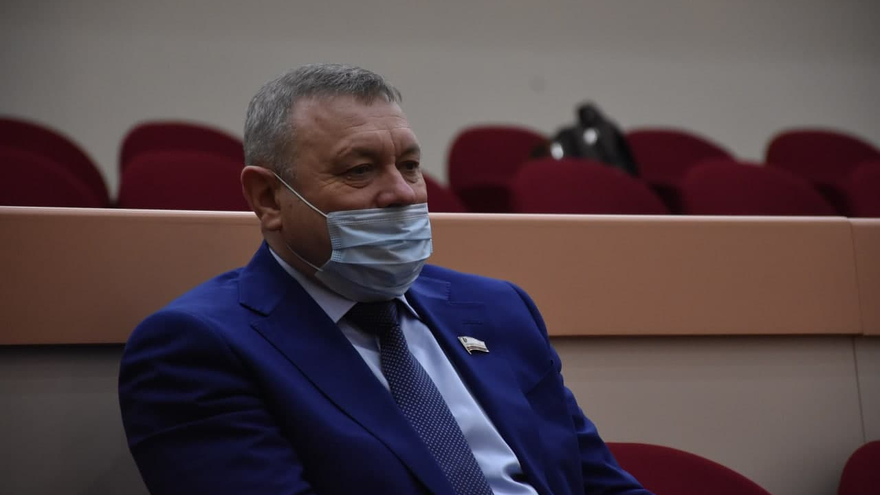 Не надо кислое с пресным путать и все это на уши навешивать: в областной думе объяснили, зачем антикоронавирусной горячей линии 10 миллионов рублей
