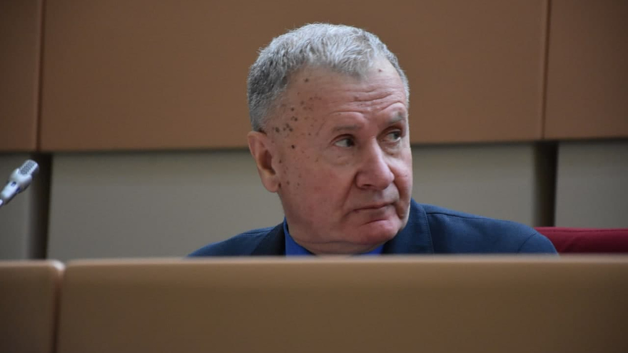 Не надо кислое с пресным путать и все это на уши навешивать: в областной думе объяснили, зачем антикоронавирусной горячей линии 10 миллионов рублей