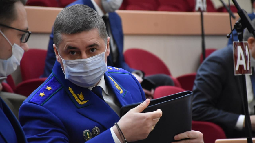 Не надо кислое с пресным путать и все это на уши навешивать: в областной думе объяснили, зачем антикоронавирусной горячей линии 10 миллионов рублей