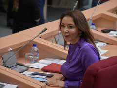 Не надо кислое с пресным путать и все это на уши навешивать: в областной думе объяснили, зачем антикоронавирусной горячей линии 10 миллионов рублей
