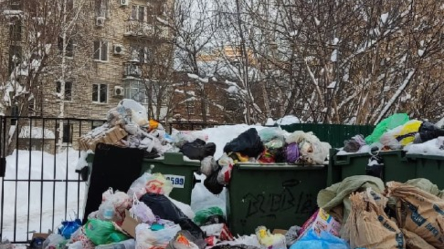 У нас опять катастрофа!. Коммунальщики вновь забыли про свалку на Волжской