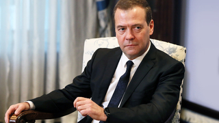 Пытки зэков в Саратовской области. Дмитрий Медведев призвал осовременить систему наказаний (но на это нужно много денег)