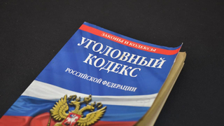 Мужчину арестовали за сексуальное насилие семилетней давности: девочку заманили в машину сладостями