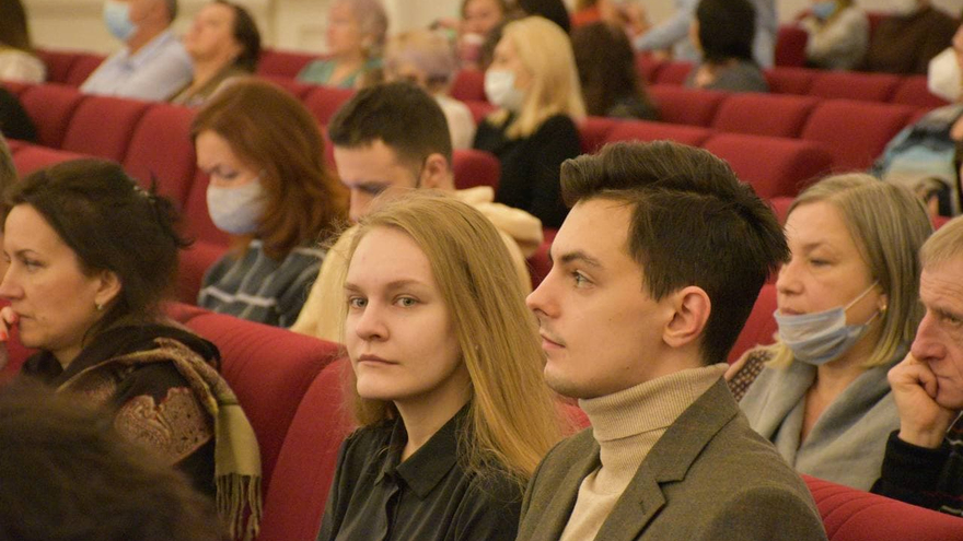 Шедевр ЮНЕСКО в Саратове: уникальный музыкальный инструмент сравнили со строптивым конем