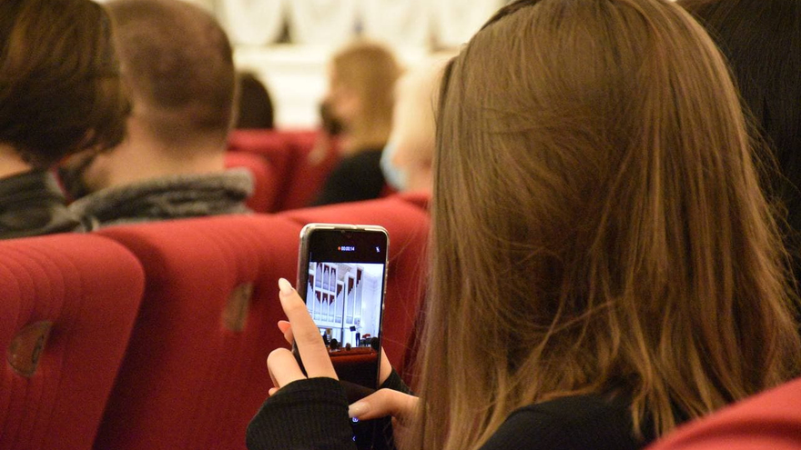 Шедевр ЮНЕСКО в Саратове: уникальный музыкальный инструмент сравнили со строптивым конем