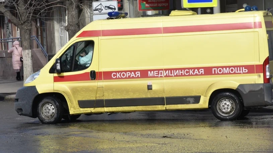 Полицейские поймали мужчину, который в шутку вызвал скорую: в минздраве заявили о 40 ложных вызовах