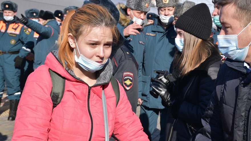 Олимпиада идёт – они уже нас стреляли: прибывшие в Саратов беженцы рассказали, почему уехали из Донбасса 