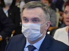 Саратовский губернатор потребовал увеличить валовой региональный продукт до триллиона рублей