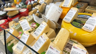 Вице-губернатор: саратовские магазины обеспечены запасами продуктов на 1,5-2 месяца