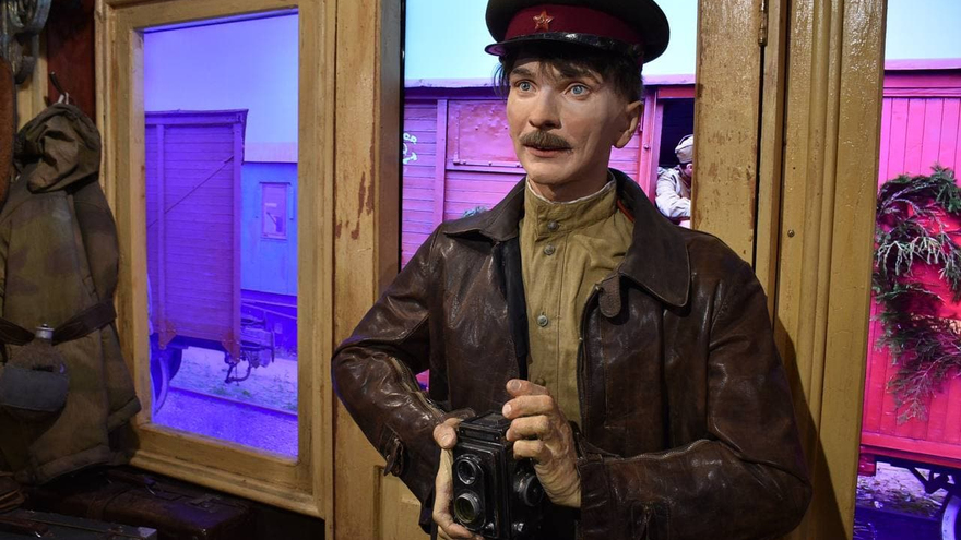 Сцены пыток, жестокости и насилия: в Саратов приехал поезд-музей 