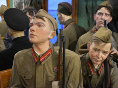 Сцены пыток, жестокости и насилия: в Саратов приехал поезд-музей 