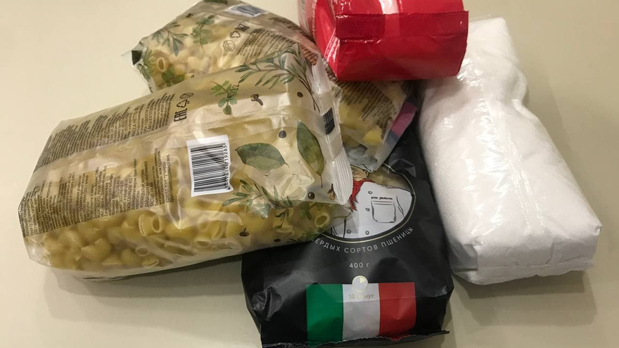Чиновники рассказали, сколько сахара и макарон осталось на складах в Саратовской области