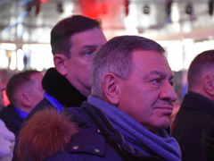 В Саратове прошел митинг в честь 8-летия воссоединения Крыма с Россией