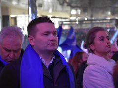 В Саратове прошел митинг в честь 8-летия воссоединения Крыма с Россией