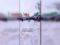 Саратовцы пожаловались на огромную очередь к 81-й маршрутке