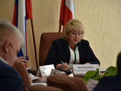 Глава центра занятости назвала самые дефицитные профессии для Саратова