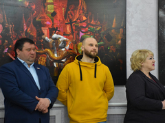 В Саратовской областной думе повесили портреты бородатых мужчин: глава Общественной палаты предложил оставить их там навсегда