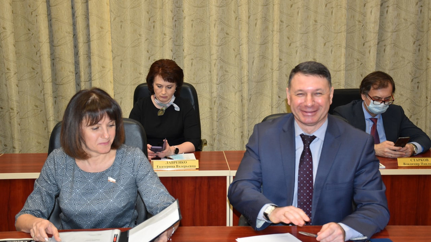 Глава саратовского правительства Роман Бусаргин о высоких ценах на сахар: Слаще никому не стало!