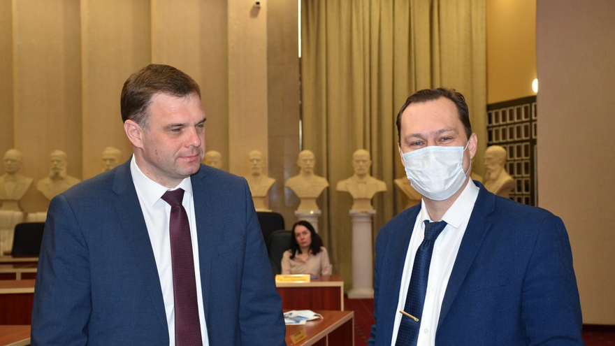 Глава саратовского правительства Роман Бусаргин о высоких ценах на сахар: Слаще никому не стало!