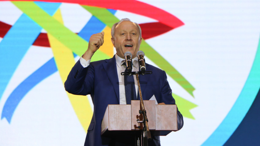 Валерий Радаев предложил поправки в устав Саратовской области, которые помогут ему остаться на посту губернатора