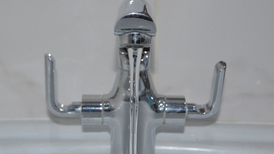 В районе Политеха без воды остались около 3 тысяч человек