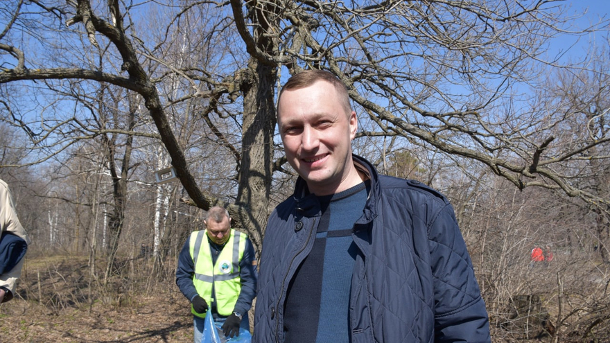 Субботник в лесу: чиновники обсудили шашлык и позвали саратовцев на уборку