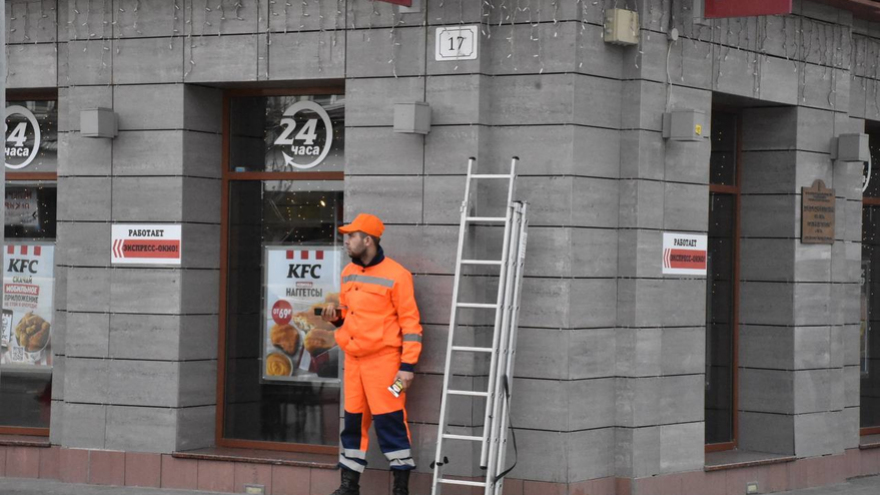 Переименование проспекта Кирова. На церемонии экс-губернатор предложил перенести прах Петра Столыпина из Киева в Саратов