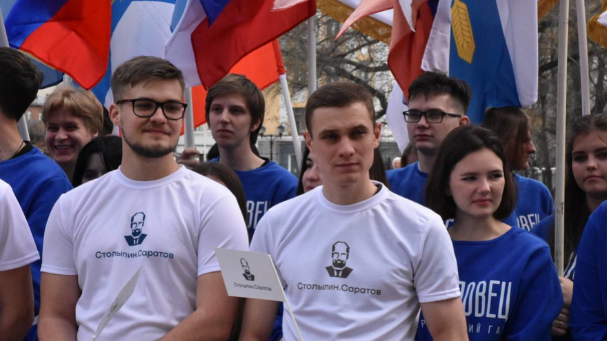 Переименование проспекта Кирова. На церемонии экс-губернатор предложил перенести прах Петра Столыпина из Киева в Саратов