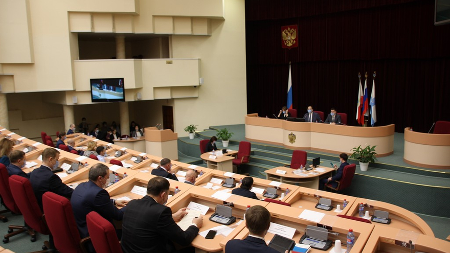 Саратовские депутаты одобрили передачу бывшей школы № 99 в федеральную собственность