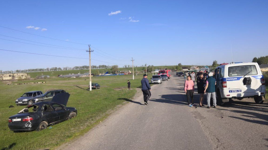 Перевернувшаяся машина, в которой погибла школьница, была набита подростками