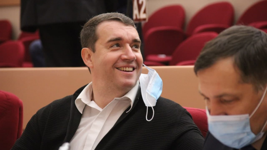 Коммуниста Александра Анидалова лишили зарплаты в областной думе