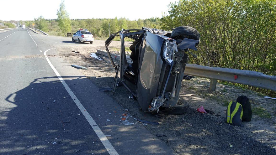 В Петровском районе в автокатастрофе погибла девушка