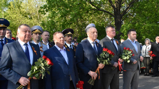 На Воскресенском кладбище почтили память погибших защитников Отечества