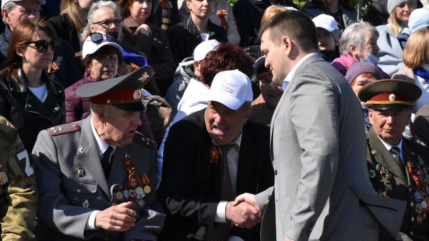 В Саратове состоялся Парад Победы (фоторепортаж)