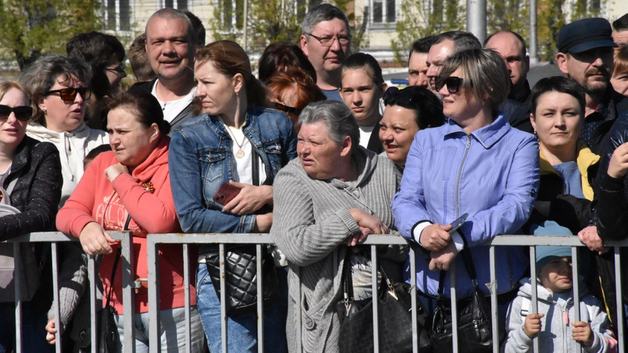 В Саратове состоялся Парад Победы (фоторепортаж)