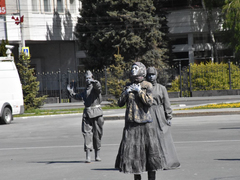 В Саратове состоялся Парад Победы (фоторепортаж)