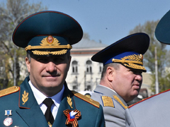 В Саратове состоялся Парад Победы (фоторепортаж)